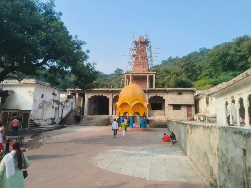 Bharat Milap Mandir, Chitrakoot